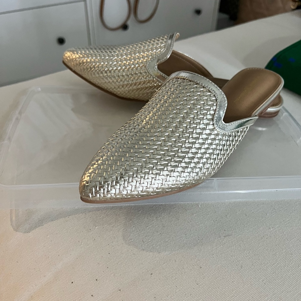 New size 8 mules